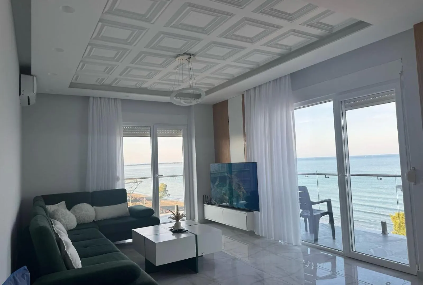 Private Luxurious Apartment Αλέσιον 0*,  Αλβανία